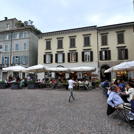 Antico Ducato Bed & Breakfast Bergamo Bagian luar foto